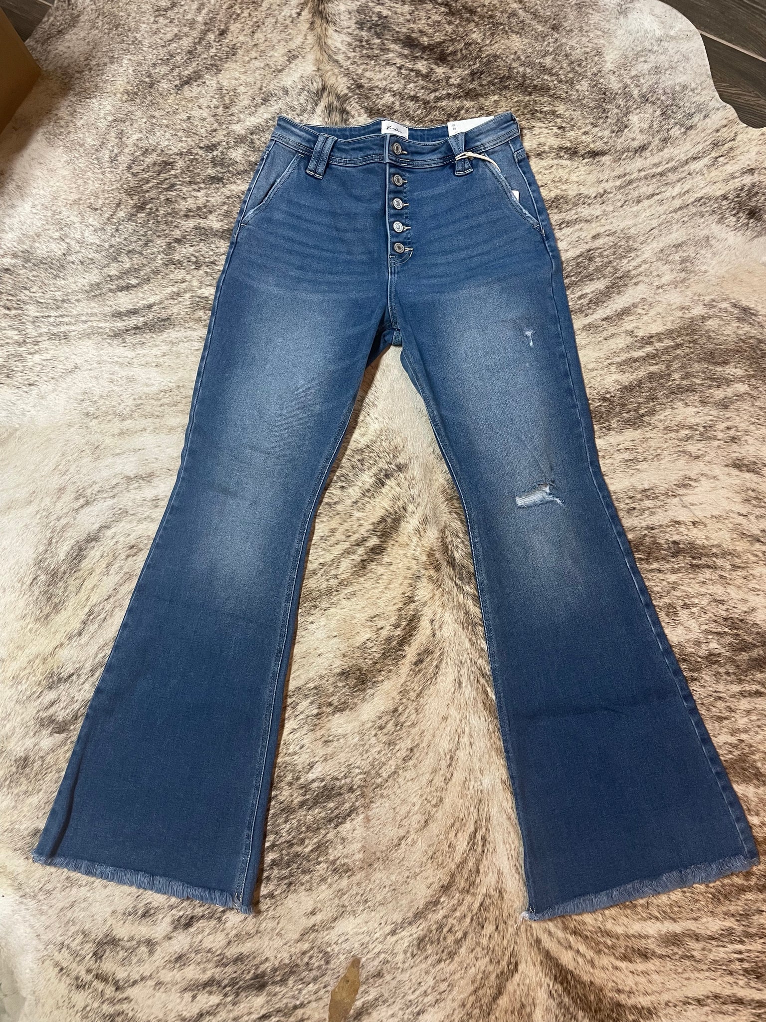 The Kaylee Jeans – Rocky Lane Boutique